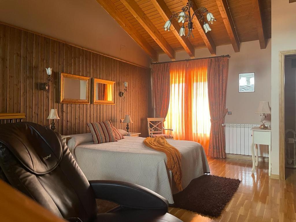 Ambar Spa. Azagalla Rural Casas del Abad Ngoại thất bức ảnh
